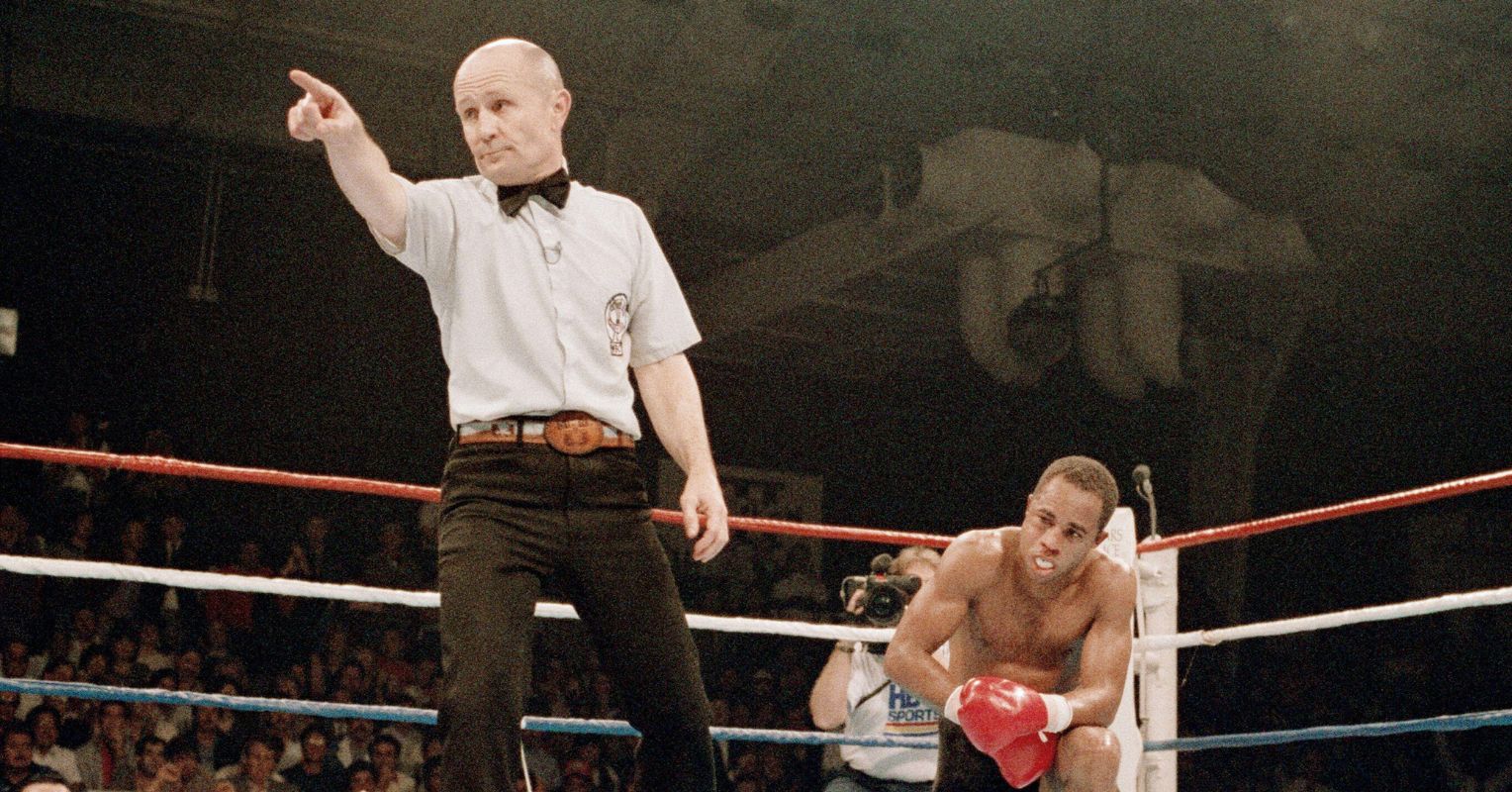mills lane referee boxing｜TikTok Search